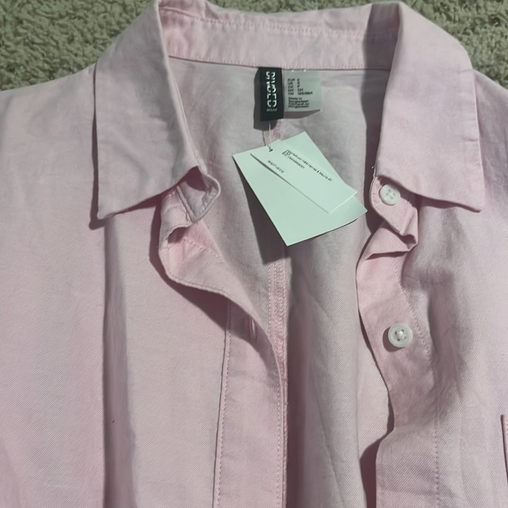 Pink button down - Picture 3 of 3